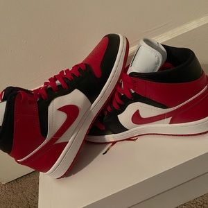 Air Jordan 1
